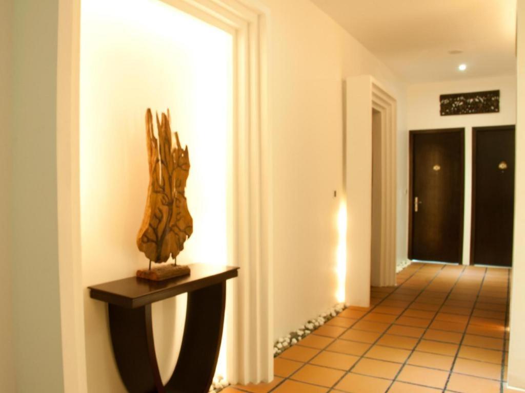 ลา โรส บูติก โฮเต็ล แอนด์ สปา Hotel พนมเปญ ภายนอก รูปภาพ