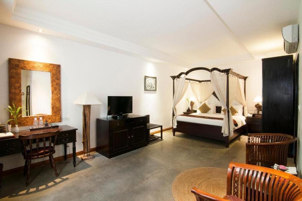 ลา โรส บูติก โฮเต็ล แอนด์ สปา Hotel พนมเปญ ภายนอก รูปภาพ
