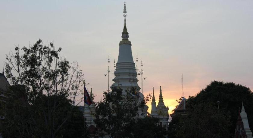 ลา โรส บูติก โฮเต็ล แอนด์ สปา Hotel พนมเปญ ภายนอก รูปภาพ
