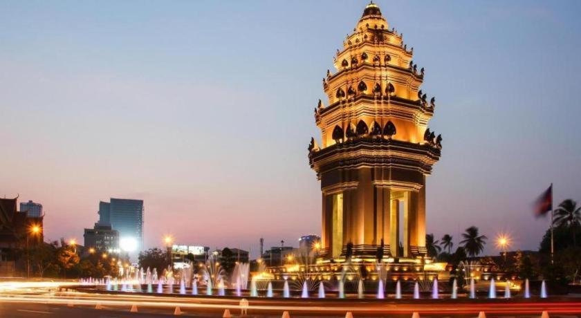 ลา โรส บูติก โฮเต็ล แอนด์ สปา Hotel พนมเปญ ภายนอก รูปภาพ